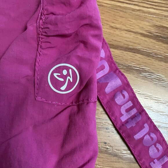 ZUMBA Pants Convertible Capri Dance Fitness Elite Wear Womens Small Hot Pink M - Picture 11 of 12